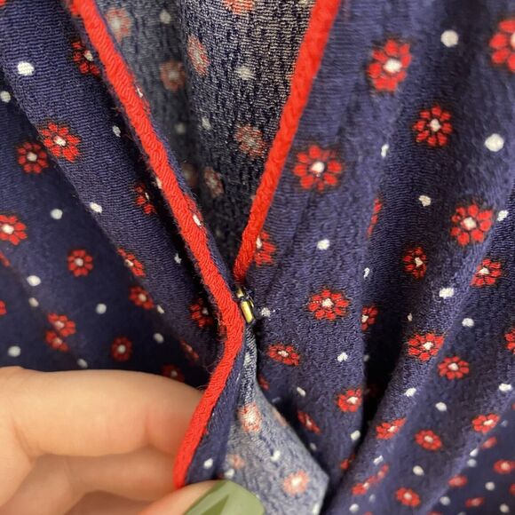 Draper James Self Tie Romper Jumpsuit Medium Navy Blue Red Floral RAW0009 - Picture 6 of 11